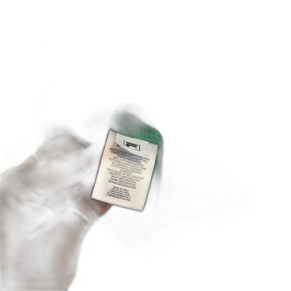 Filax HAILEY BEIBER GREEN CROPPED TEE FILA  L - Picture 6 of 6